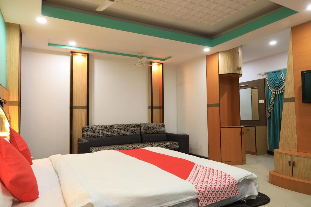 Oyo Flagship 77764 Hotel Rahul Ganeshpeth Colony Nagpur Exterior foto